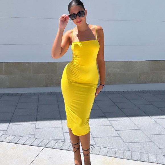 🔥 Brand New! Gorgeous Sunrise Dress 🔥Midi - Picture 4 of 7